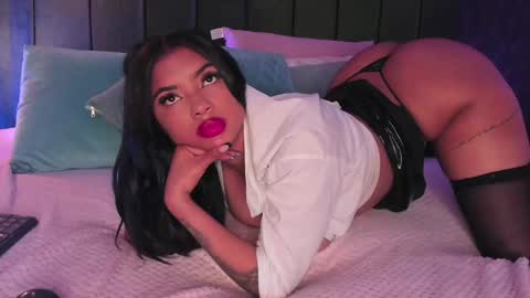 Snapshot of verza_h23 chatting on December 6, 5:49 pm Sthefanny online show from December 6, 5:49 pm