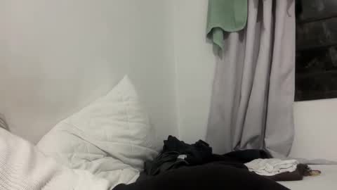 papichulo y mamichula online show from April 18, 12:23 am