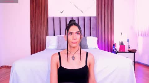 Ariana  online show from February 2, 1:07 pm