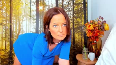 ViciousQueenu can call me Laura online show from February 24, 11:13 am