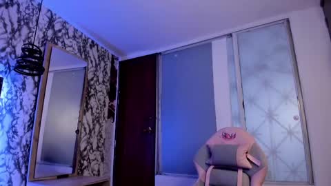 Snapshot of vick_daves chatting on March 9, 11:56 pm vick_daves online show from March 9, 11:56 pm