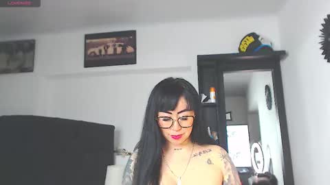 Vicky  online show from March 25, 11:17 am