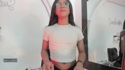 vicky_hottman online show from November 24, 9:24 pm