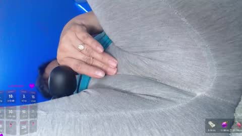 vickytera777 online show from November 29, 12:40 am