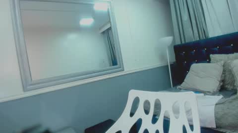 Victoria  grey  online show from March 20, 11:54 pm