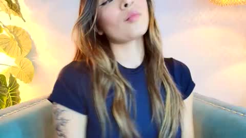 Snapshot of victoria_adams14 chatting on September 20, 4:48 am Victoria for you online show from September 20, 4:48 am