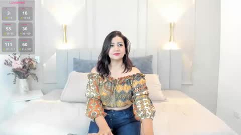 victoria  online show from December 1, 7:12 pm