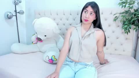 Victoria online show from March 2, 7:20 pm