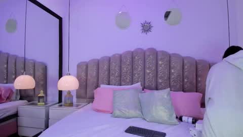 valentina online show from February 2, 12:12 pm