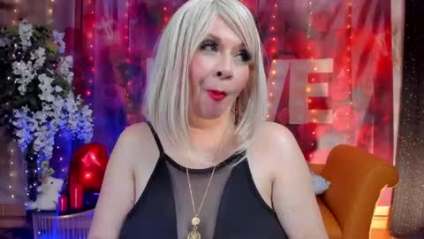 diorvictoria9 online show from February 25, 10:09 pm