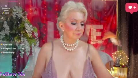 diorvictoria9 online show from July 18, 7:05 pm