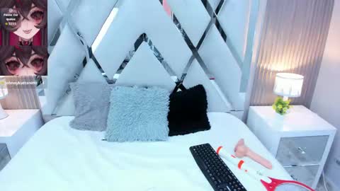 Victoria Drew  online show from June 5, 6:08 am