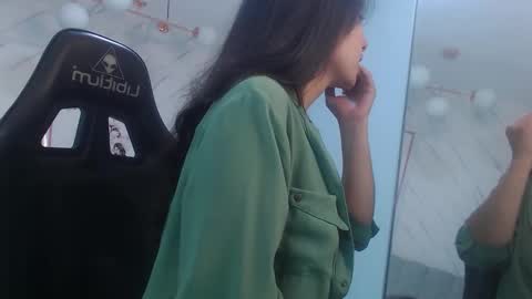 Victoria online show from March 6, 1:32 pm