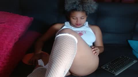 VICKY online show from February 2, 11:40 am