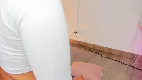 Snapshot of victoriaregia1 chatting on March 3, 2:17 pm Maria Victoria online show from March 3, 2:17 pm