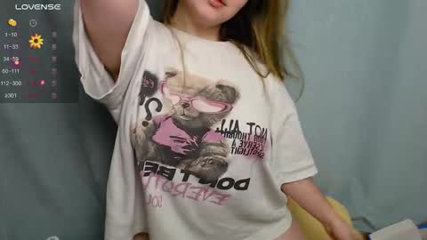 victoriassecrets_ online show from October 29, 5:04 pm