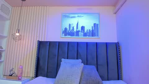 Viiolett online show from November 9, 10:23 pm