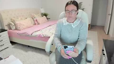 Ukrainian-woman online show from July 7, 11:47 am