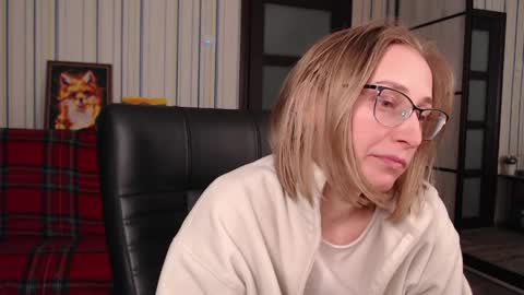 Vika online show from April 22, 6:59 pm