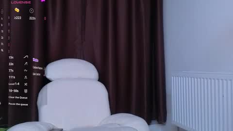 Vixi online show from February 21, 8:23 pm