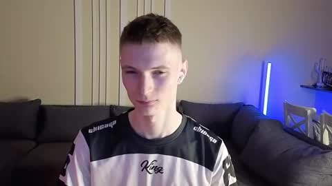 Max online show from February 27, 2:53 pm