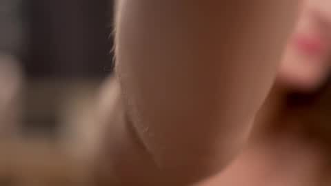 Snapshot of villanelle_l chatting on March 7, 5:06 pm Lana online show from March 7, 5:06 pm