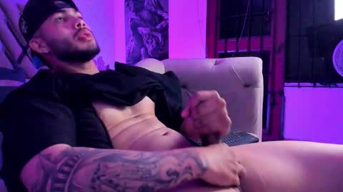 Vincent online show from January 17, 5:17 am