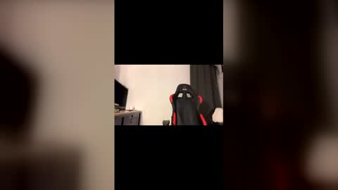 vincentprice69 online show from February 8, 9:18 pm