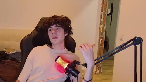 vinnie online show from March 6, 10:20 pm