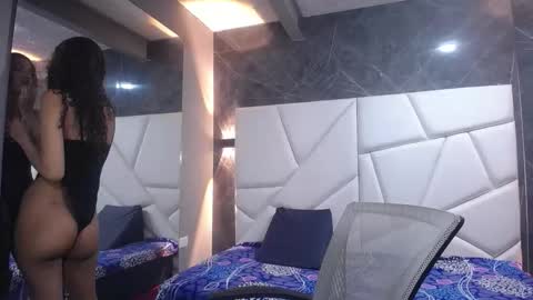 Violet online show from March 16, 2:21 pm