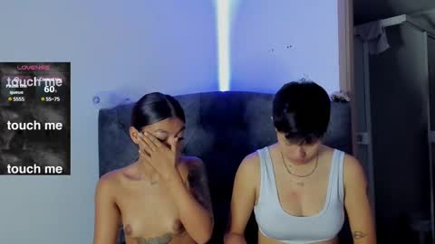 Violet and Casper online show from February 25, 10:48 am