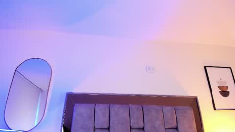 Violet Nova online show from June 25, 11:37 am