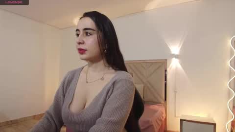 violet_tay1 online show from October 26, 11:55 am