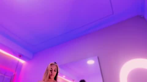 Violeta  online show from November 8, 10:18 am