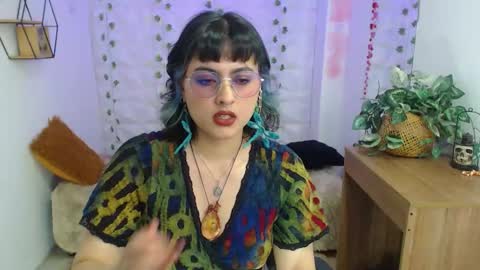 Snapshot of violeta_ximenez chatting on October 18, 7:29 pm Violeta online show from October 18, 7:29 pm
