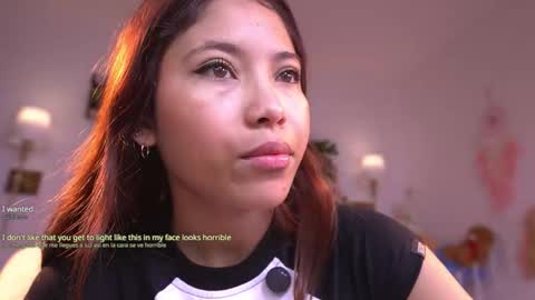 Snapshot of violeth___ chatting on October 3, 11:07 am violeth___ online show from October 3, 11:07 am