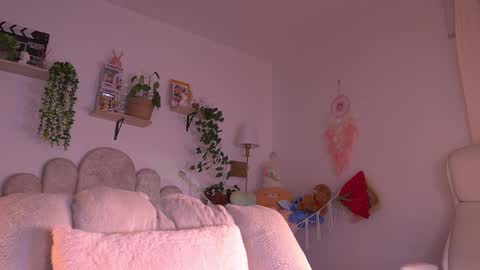 Snapshot of violeth___ chatting on September 27, 10:57 am violeth___ online show from September 27, 10:57 am