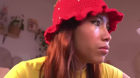 Snapshot of violeth___ chatting on September 28, 11:08 am violeth___ online show from September 28, 11:08 am