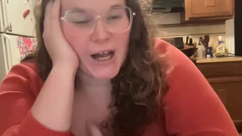 violetlyhappy online show from November 14, 10:33 pm