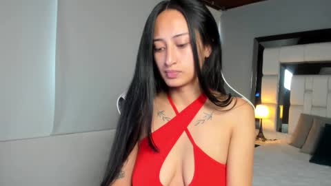 violetskinny online show from November 25, 9:13 pm