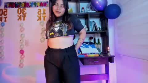 Violeta online show from May 21, 10:27 pm