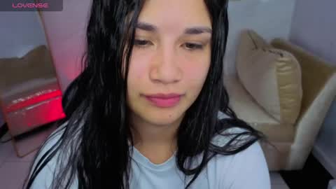 Violetta  online show from May 14, 4:21 am