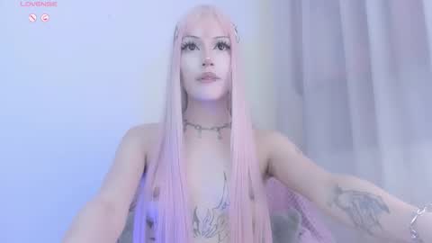 Violett online show from November 27, 6:10 am