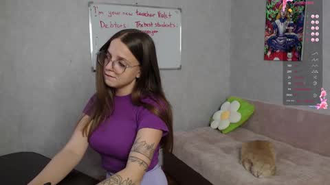 Snapshot of violetwin chatting on October 9, 4:45 pm Violet online show from October 9, 4:45 pm
