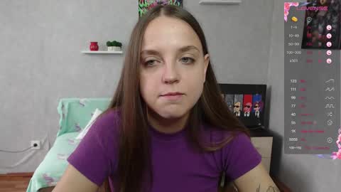 Snapshot of violetwin chatting on September 19, 5:55 am Violet online show from September 19, 5:55 am