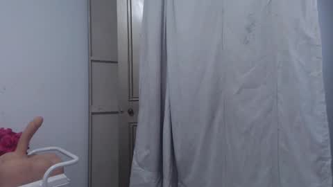 violetxia_ online show from March 15, 4:50 am