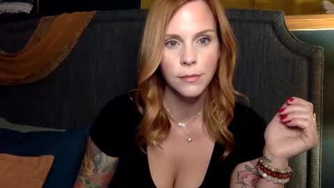 Violet online show from December 16, 1:31 am