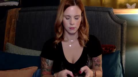 Violet online show from December 10, 12:06 am