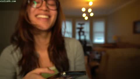 follow me on twitter violishh and ig violishh  online show from February 19, 10:20 pm