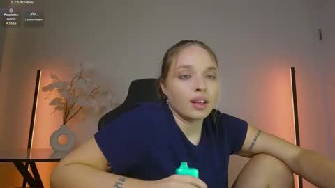 Violla online show from March 20, 3:50 pm